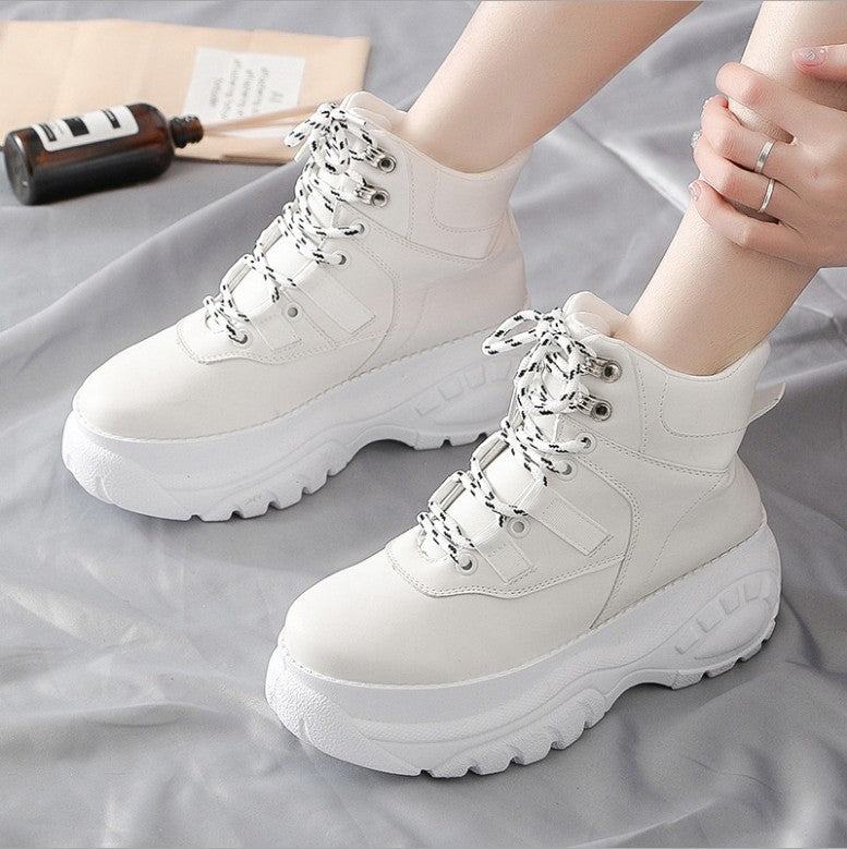 High-Stature Casual Shoe